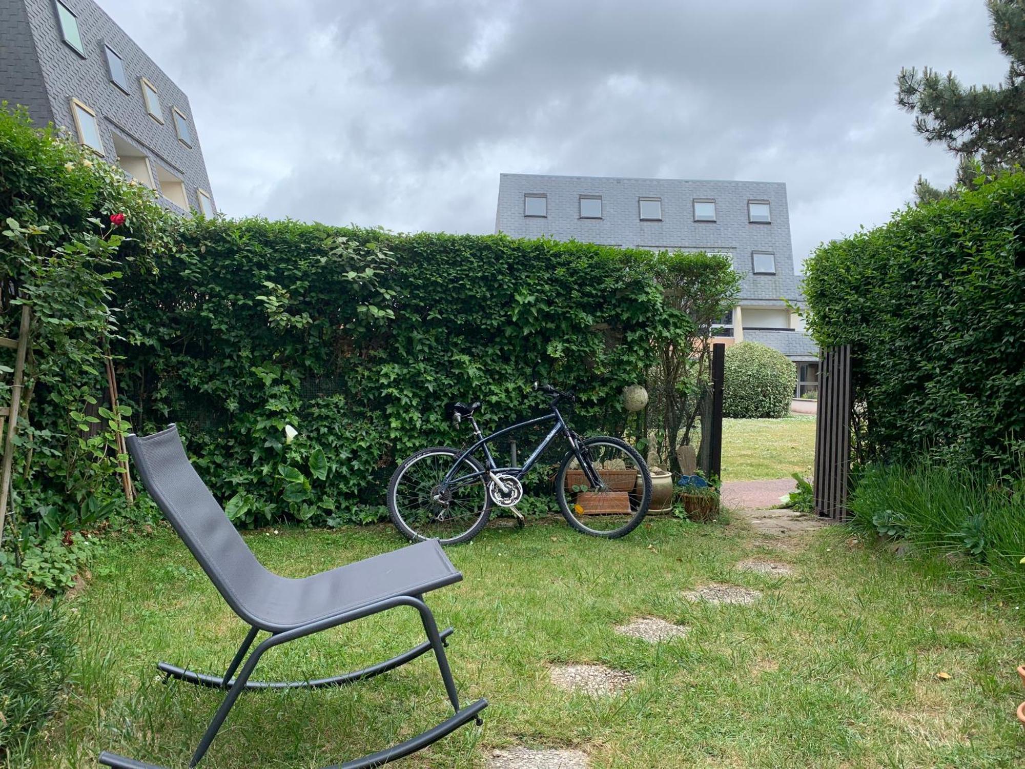 F1 Veranda Jardinet En Residence Front De Mer Bernieres-sur-Mer Exterior photo